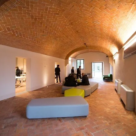 Campus Vannucci - In Citta 3*