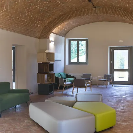 Nursery Campus - In Citta منتجع 3*